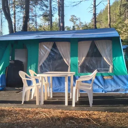 Camping Maeva Escapades Le Domaine Des Chenes Blancs Croagnes Exterior photo